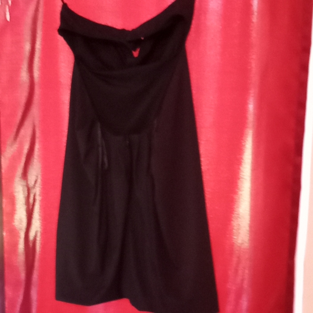 Dress - Picture 2 of 4